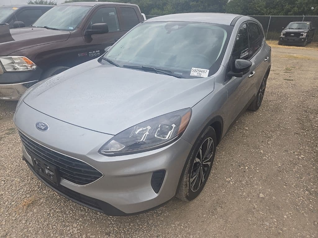 2022 Ford Escape SE — photo 1 of 4