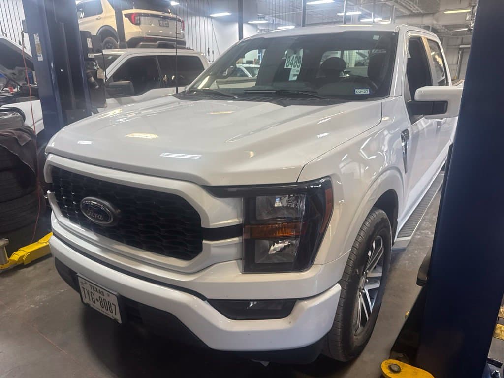 2023 Ford F-150 XL — photo 1 of 18