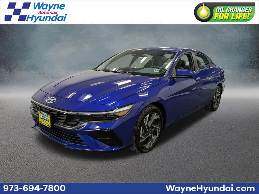 2025 Hyundai Elantra SEL Convenience — photo 1 of 30
