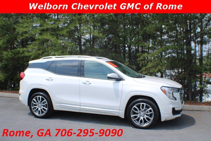 2024 GMC Terrain Denali — photo 1 of 18