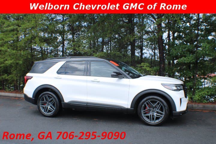 2025 Ford Explorer ST — photo 1 of 20