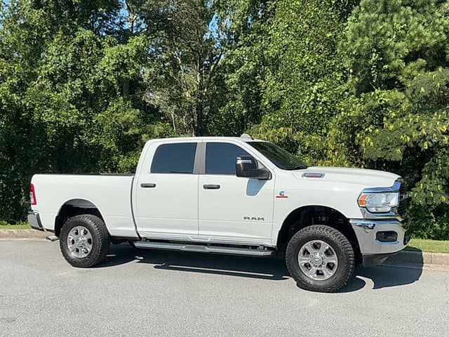 2024 RAM 2500 Big Horn — photo 1 of 17