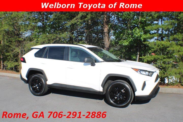 2021 Toyota RAV4 LE — photo 1 of 15