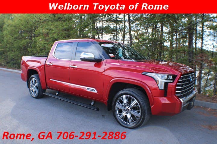 2024 Toyota Tundra 4WD Base — photo 1 of 32