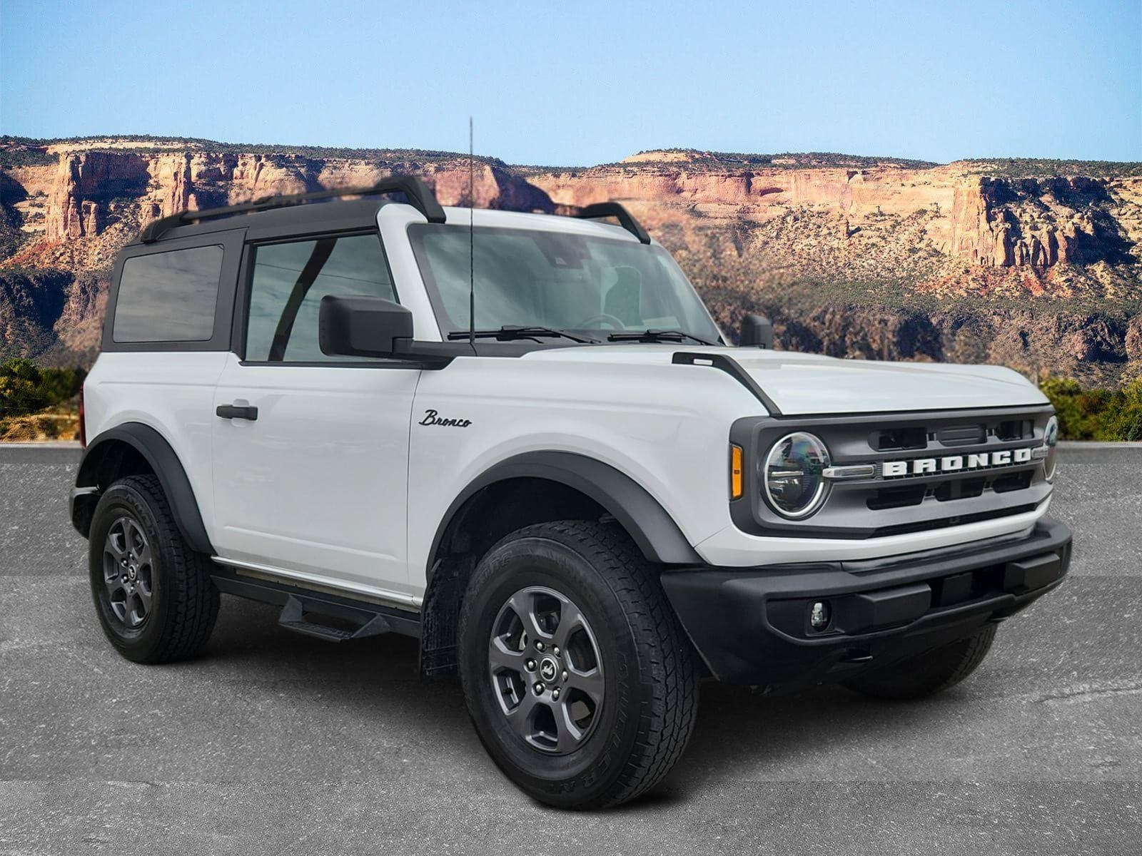 2022 Ford Bronco Big Bend — photo 1 of 19
