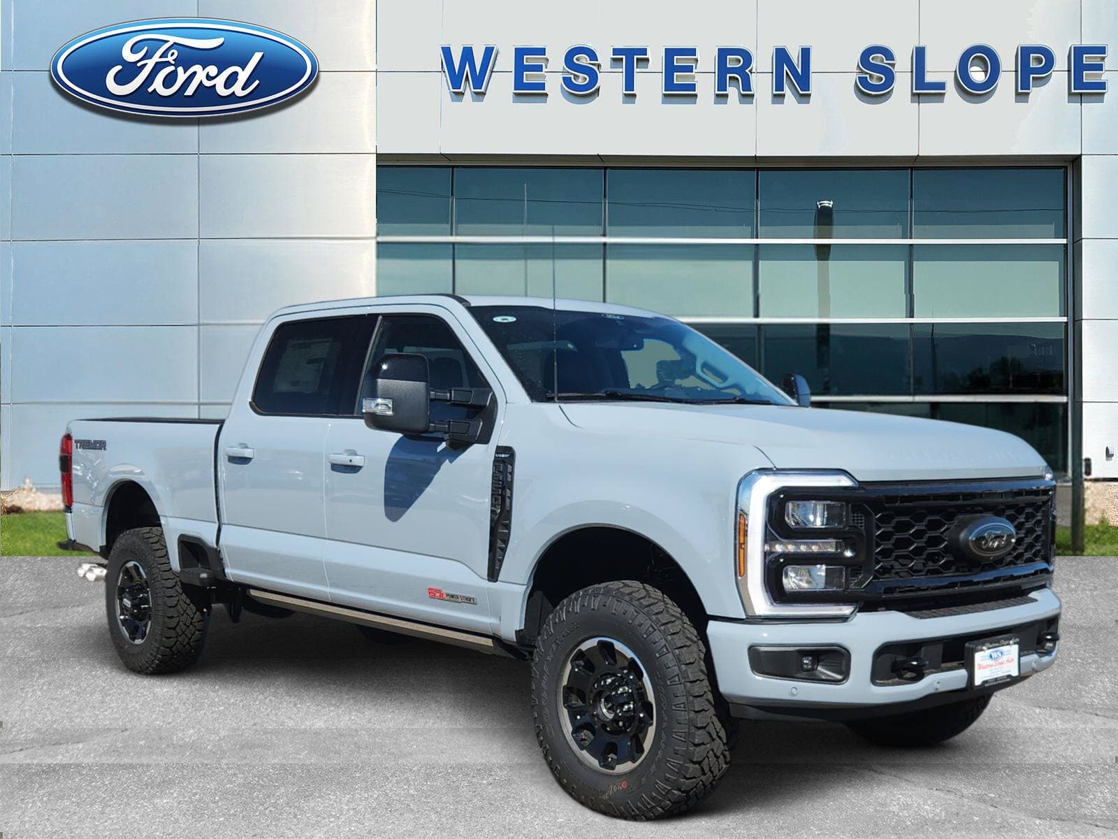 2026 Ford F-250 Lariat — photo 1 of 17