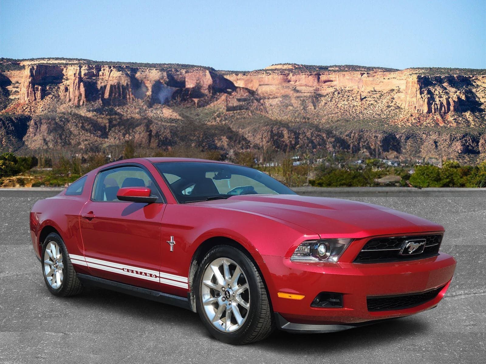 2011 Ford Mustang V6 Premium — photo 1 of 20