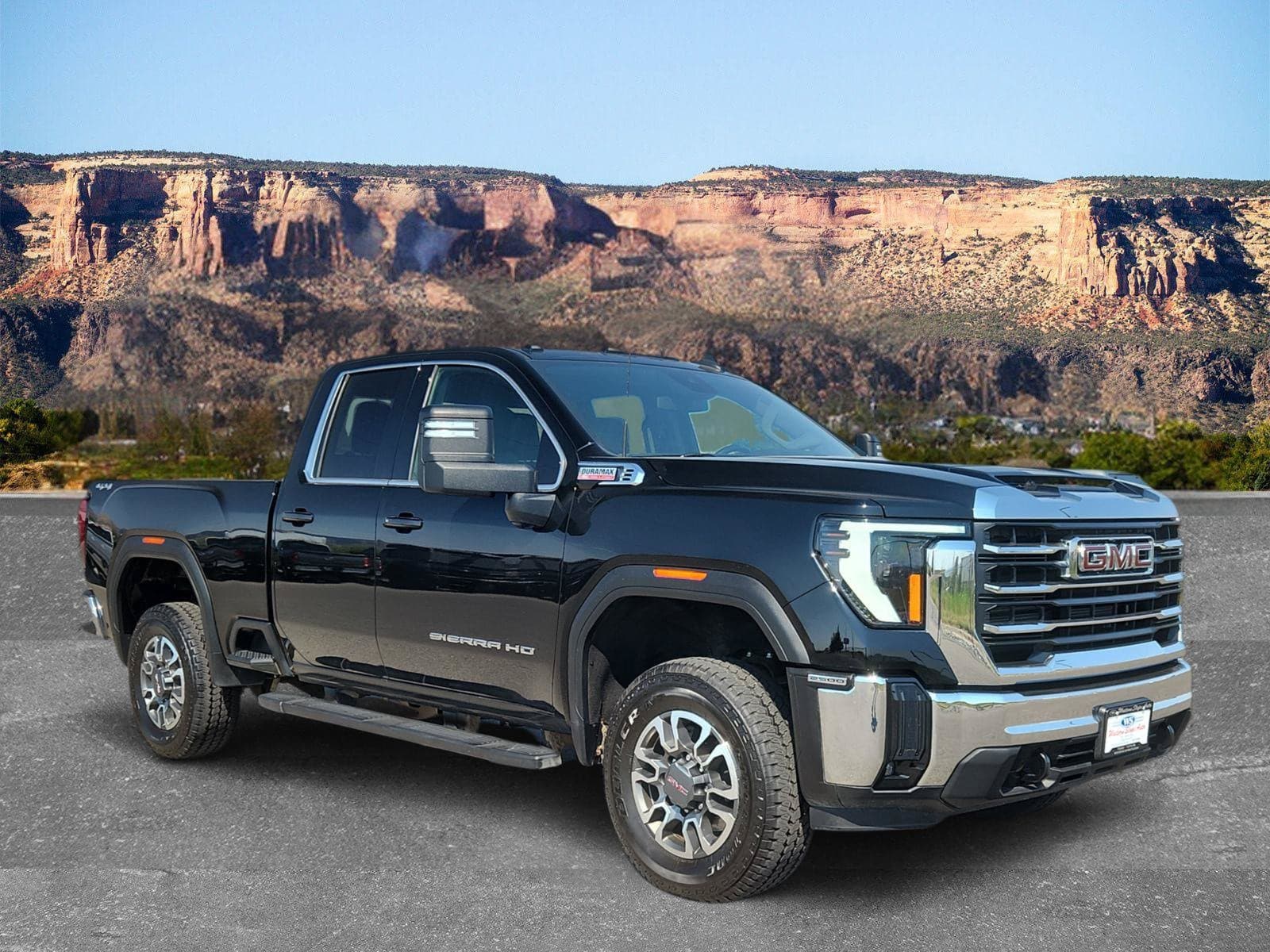 2024 GMC Sierra 2500HD SLE — photo 1 of 24