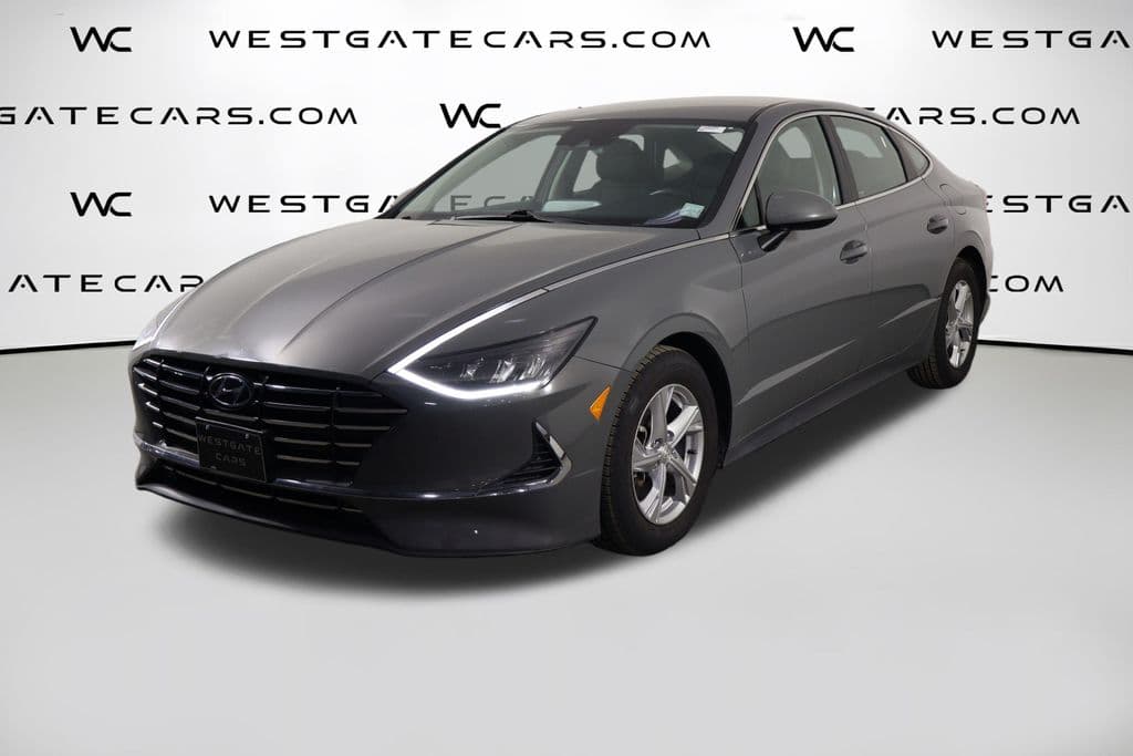 2021 Hyundai Sonata SE — photo 1 of 42