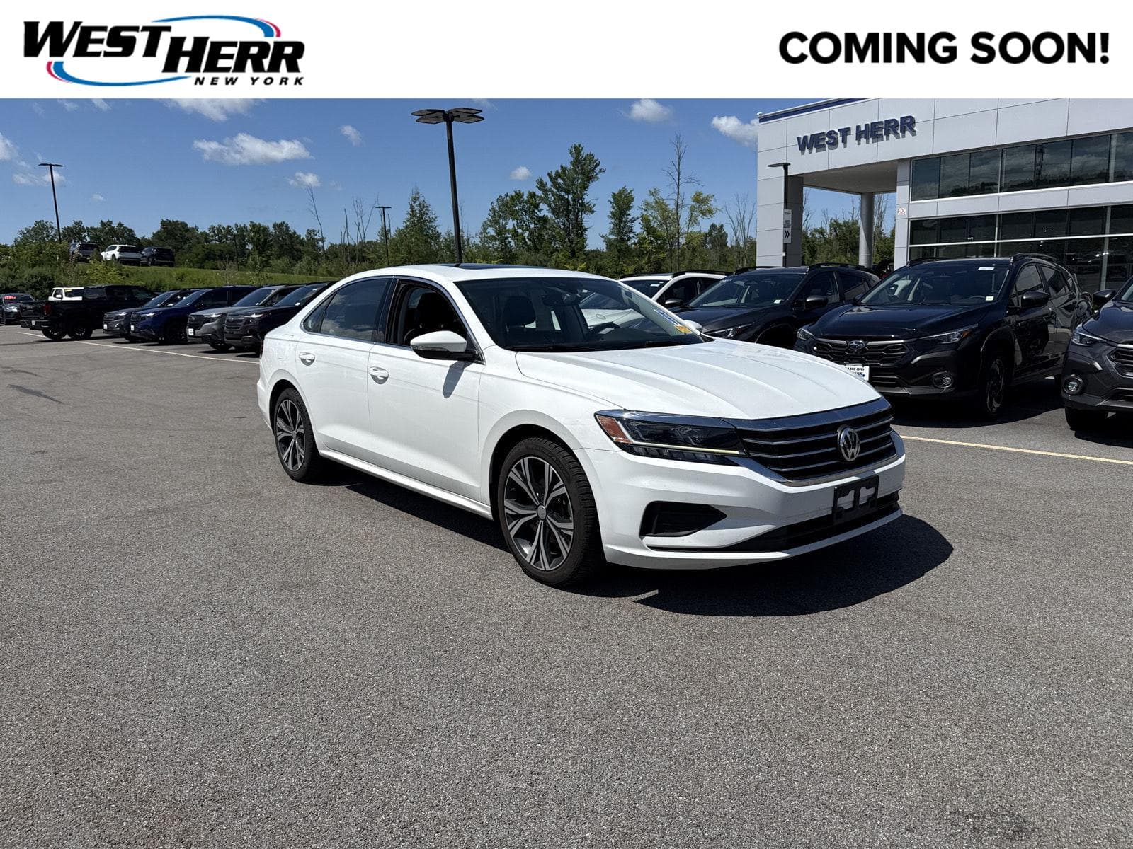 2022 Volkswagen Passat 2.0T SE — photo 1 of 22