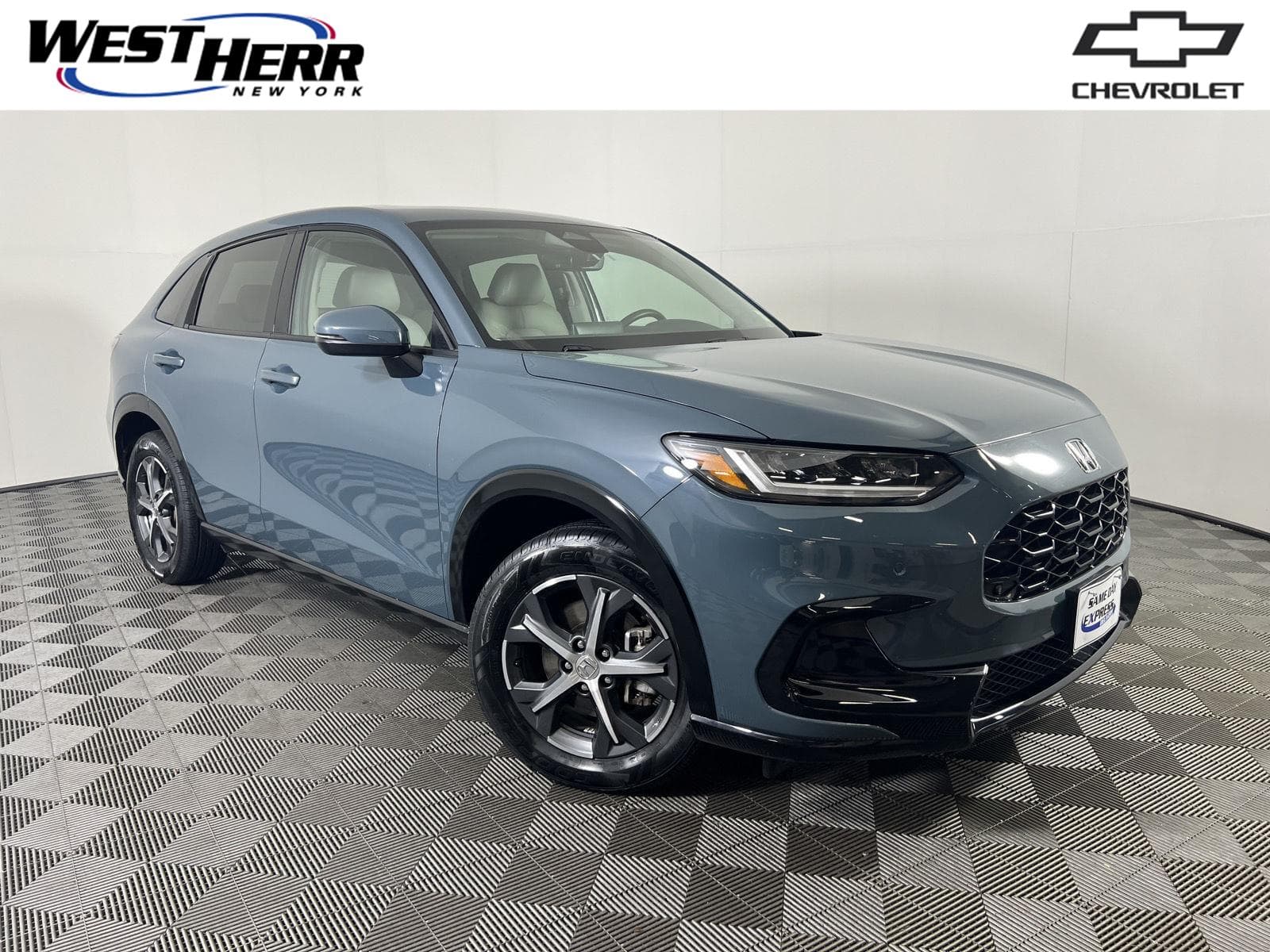 2025 Honda HR-V EX-L — photo 1 of 41