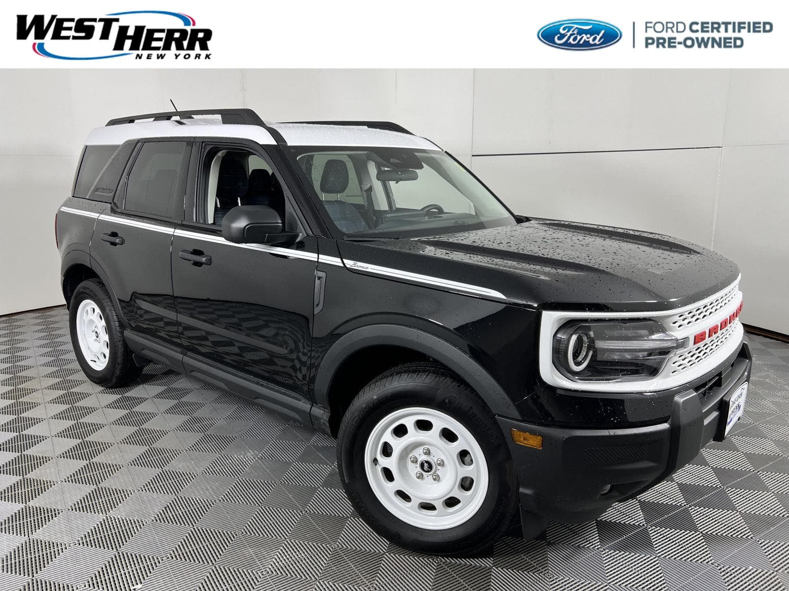 2025 Ford Bronco Sport Heritage — photo 1 of 22