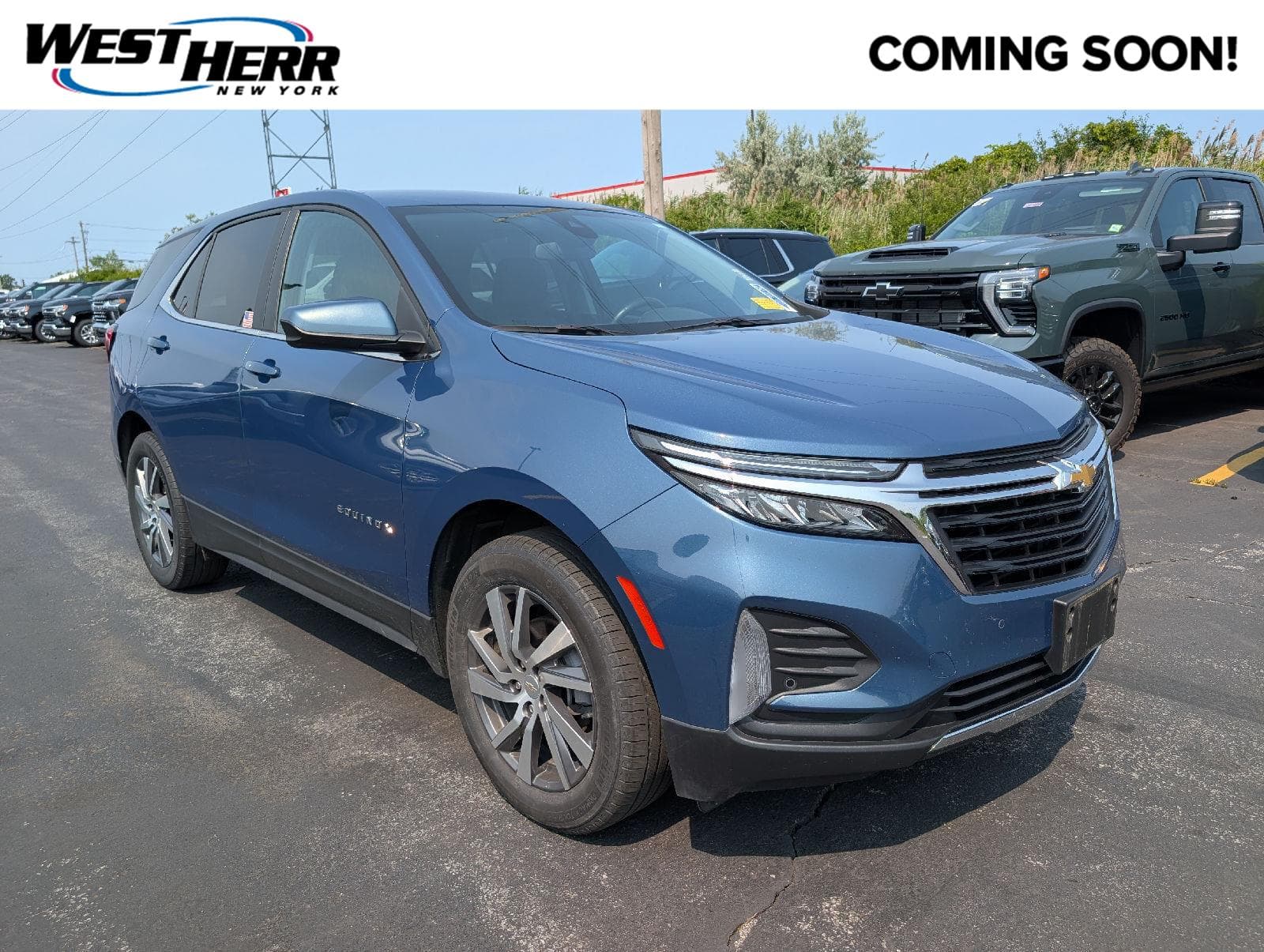 2024 Chevrolet Equinox LT — photo 1 of 21