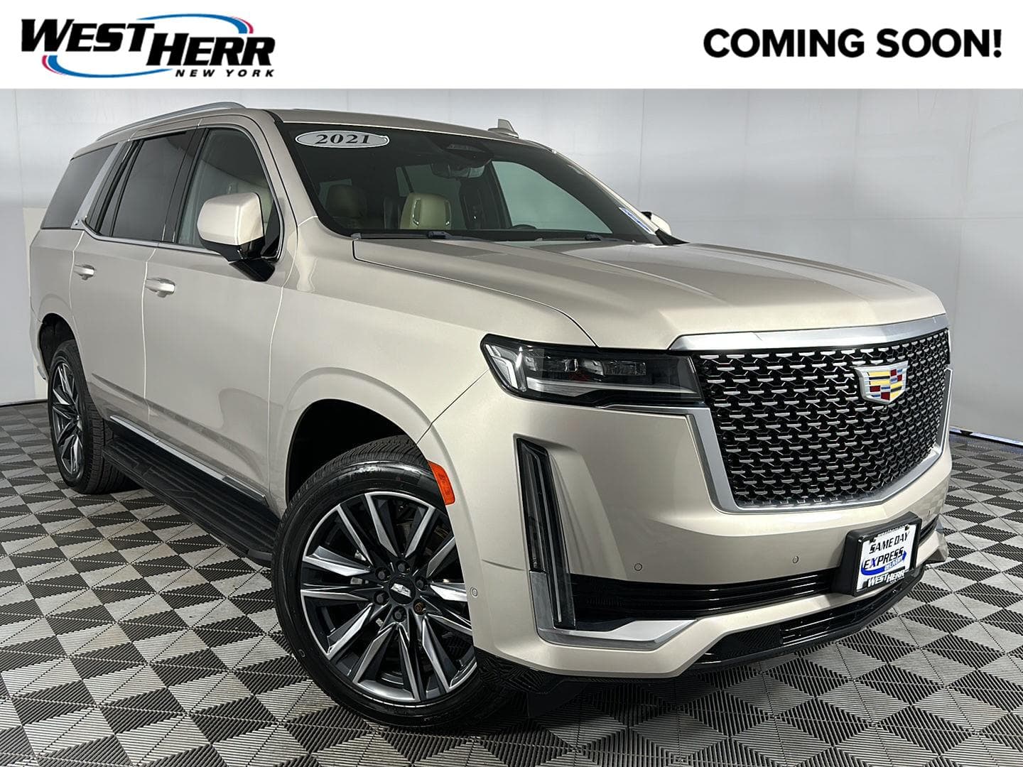 2021 Cadillac Escalade Premium Luxury — photo 1 of 39