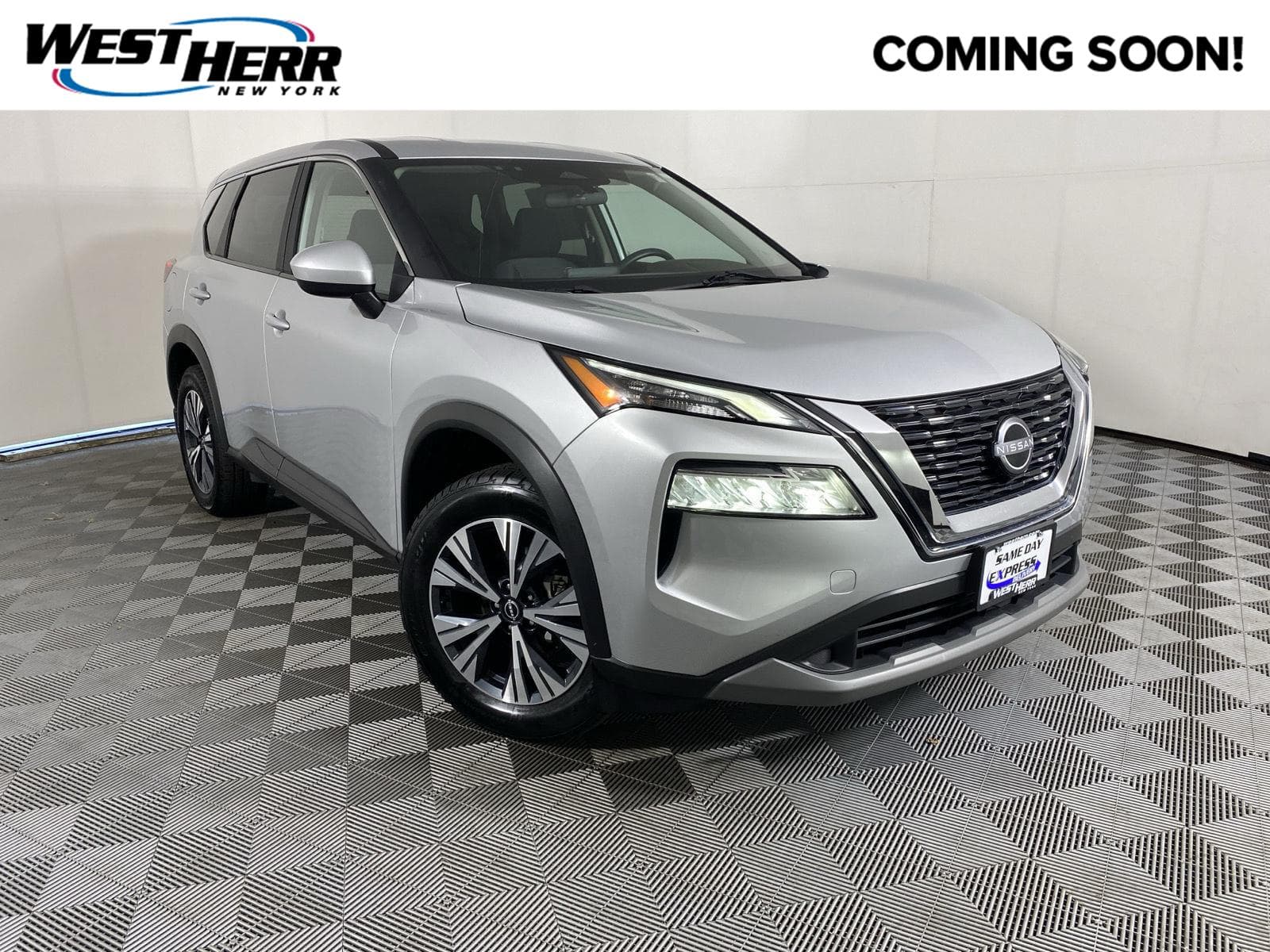 2023 Nissan Rogue SV — photo 1 of 22