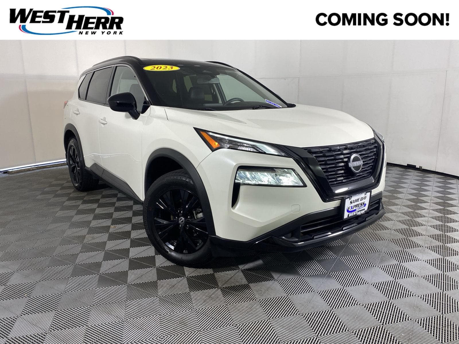 2023 Nissan Rogue SV — photo 1 of 25