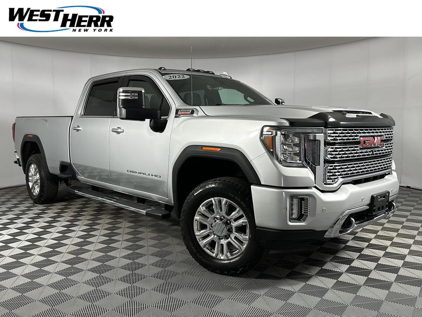 2022 GMC Sierra 3500HD Denali — photo 1 of 32