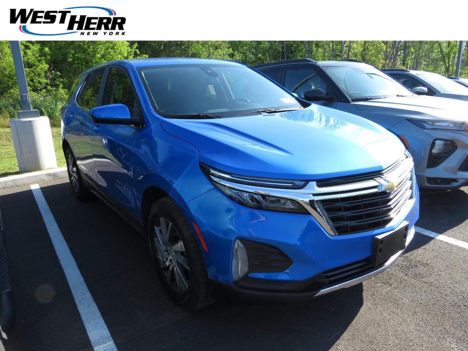 2024 Chevrolet Equinox LT — photo 1 of 13
