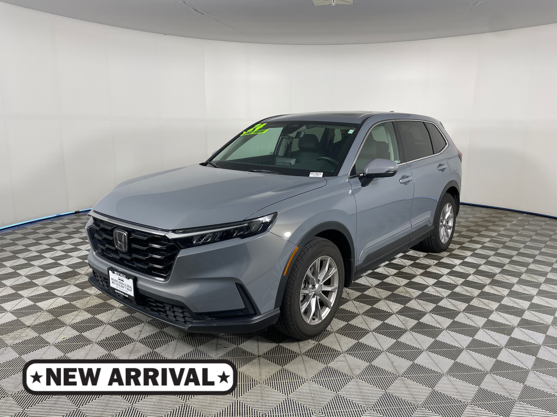 2024 Honda CR-V EX-L — photo 1 of 17