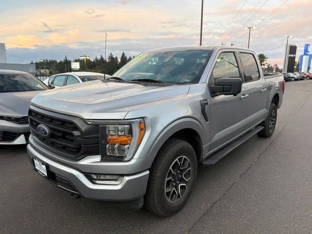 2022 Ford F-150 XLT — photo 1 of 10