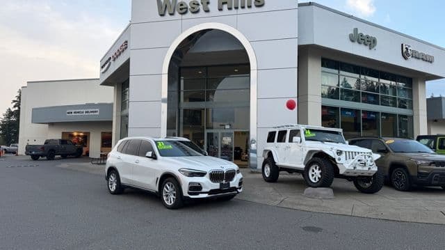 2021 BMW X5 xDrive40i — photo 1 of 8