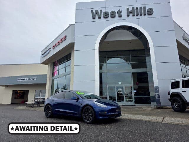 2019 Tesla Model 3 Base — photo 1 of 7