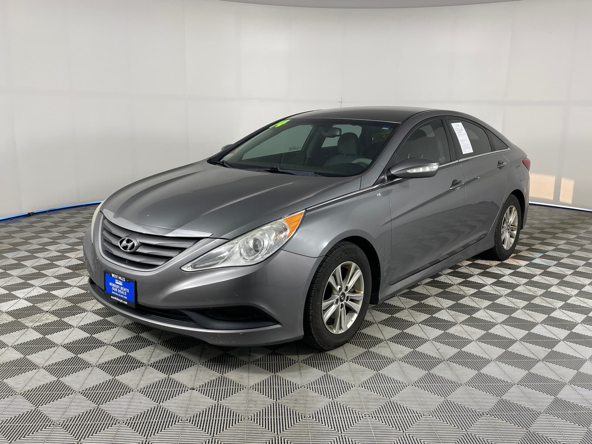2014 Hyundai Sonata GLS — photo 1 of 18