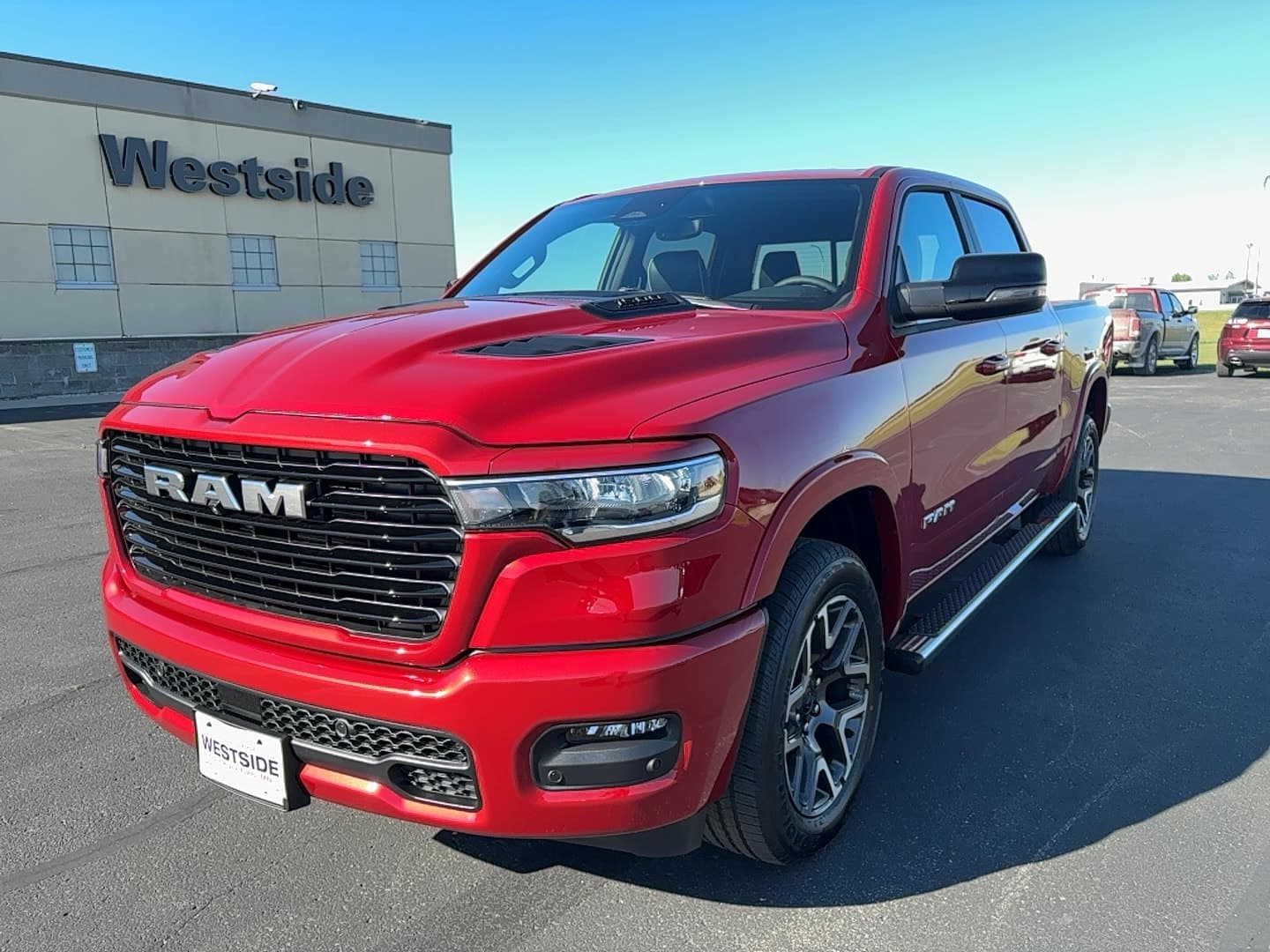 2027 RAM 1500 Laramie — photo 1 of 36