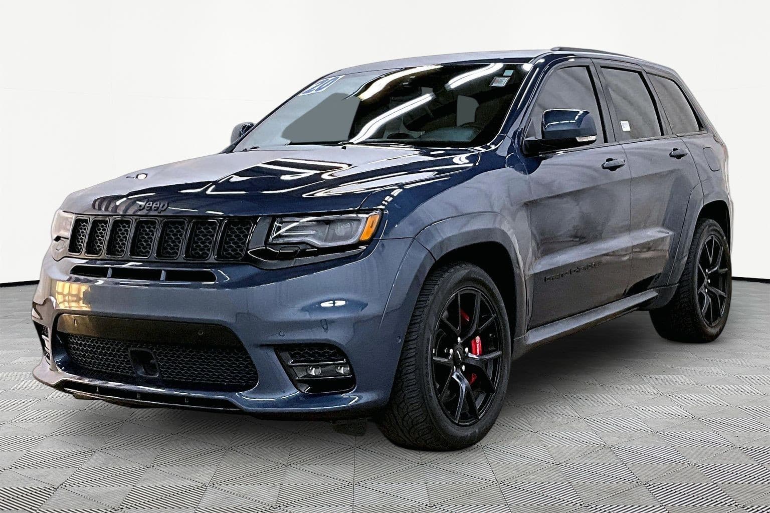 2020 Jeep Grand Cherokee SRT — photo 1 of 35