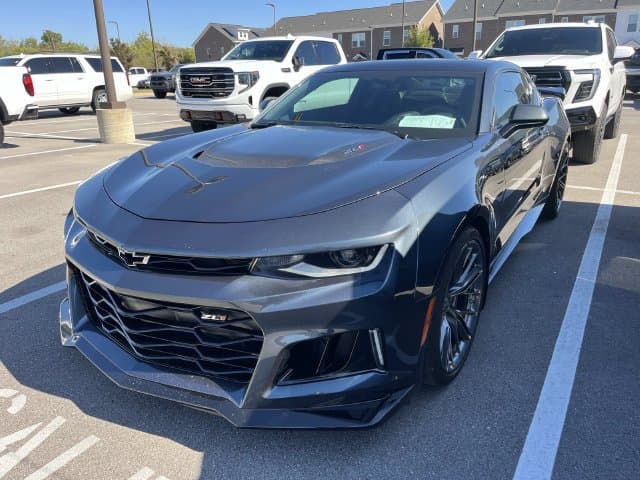 2023 Chevrolet Camaro ZL1 — photo 1 of 2