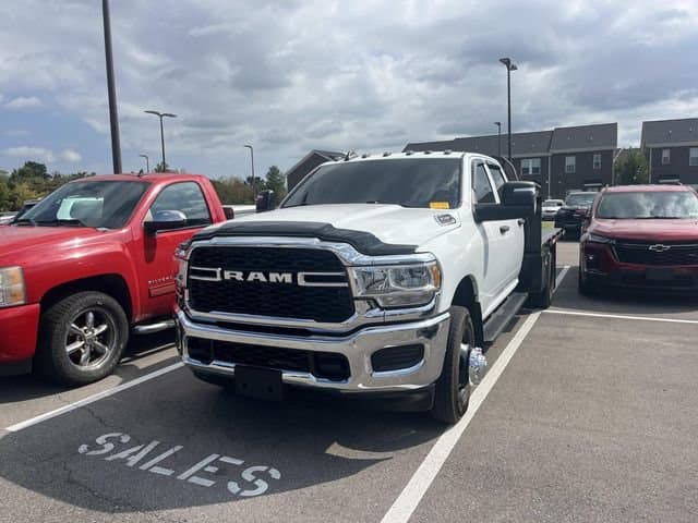 2024 RAM 3500 Chassis Cab Tradesman — photo 1 of 2