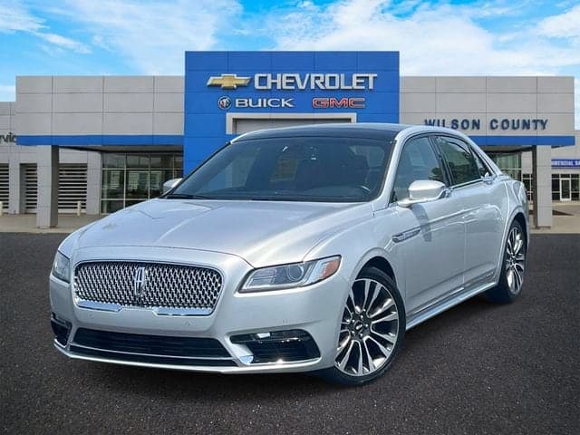 2017 Lincoln Continental Reserve — photo 1 of 47