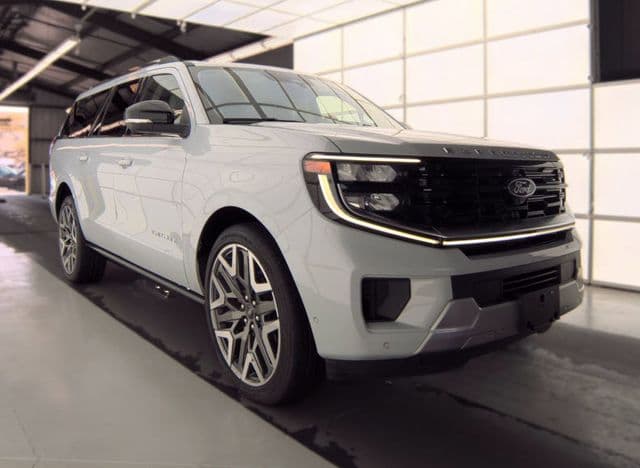 2025 Ford Expedition Max Platinum — photo 1 of 6