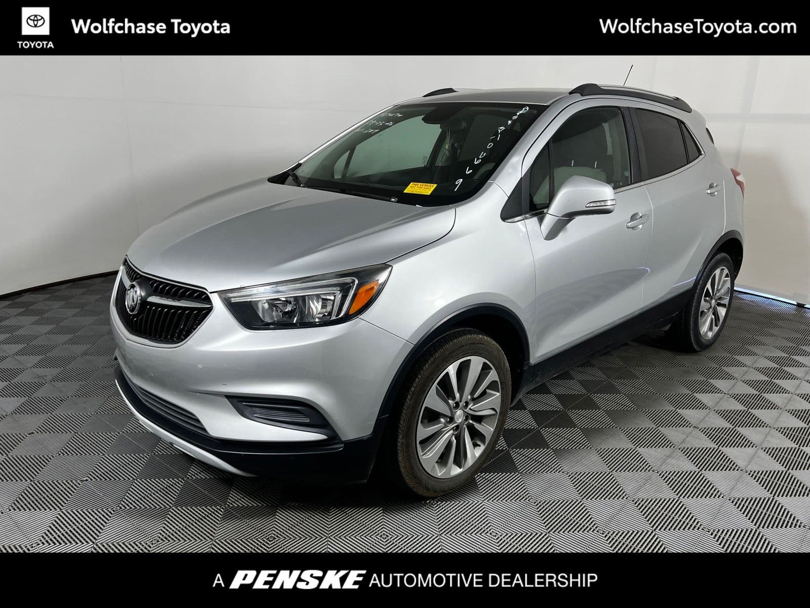 2019 Buick Encore Preferred — photo 1 of 11