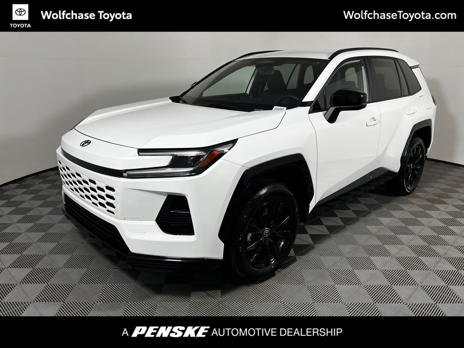 2026 Toyota RAV4 Plug-In Hybrid SE — photo 1 of 25