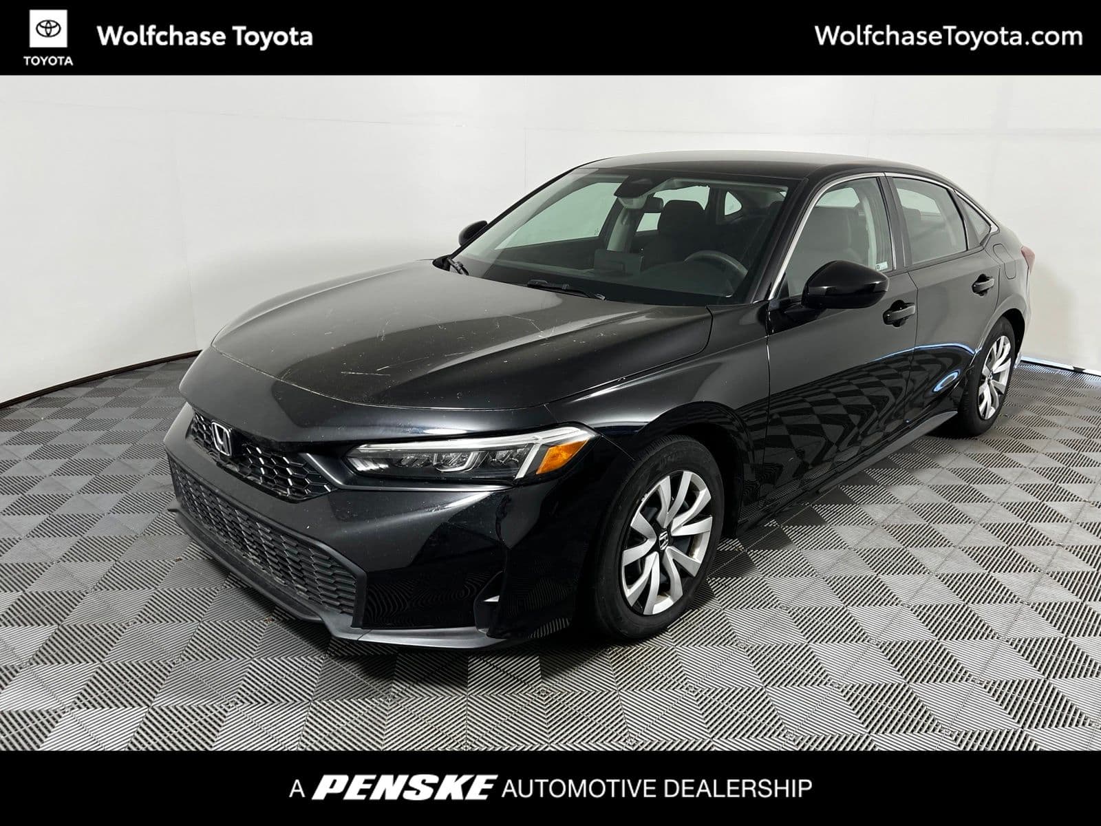 2025 Honda Civic Sedan LX — photo 1 of 11