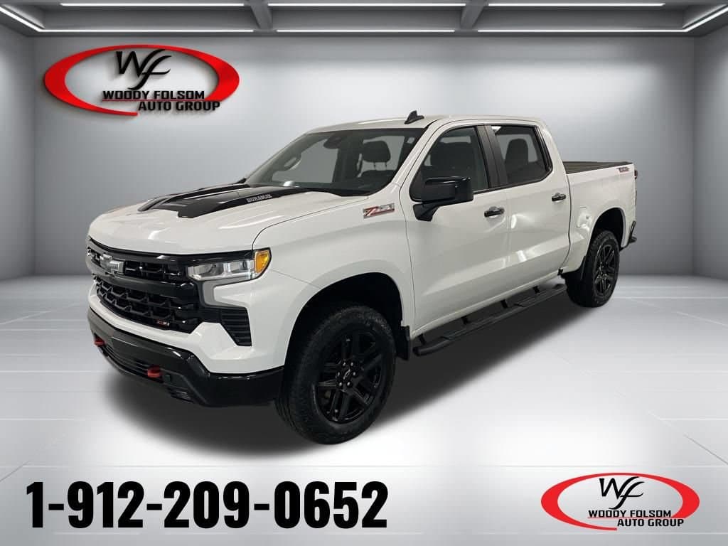 2023 Chevrolet Silverado 1500 LT Trail Boss — photo 1 of 21