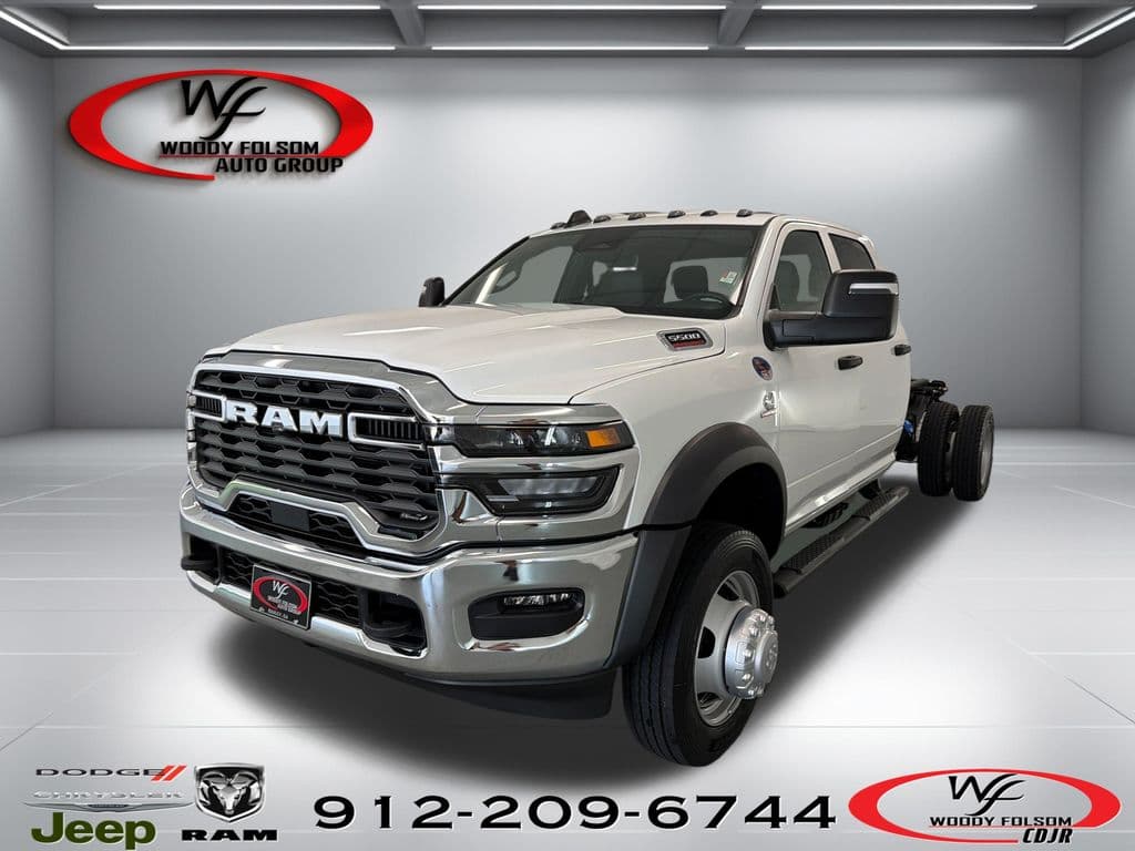 2026 RAM 5500 TRADESMAN CHASSIS CREW CAB 4X4 84' CA — photo 1 of 30