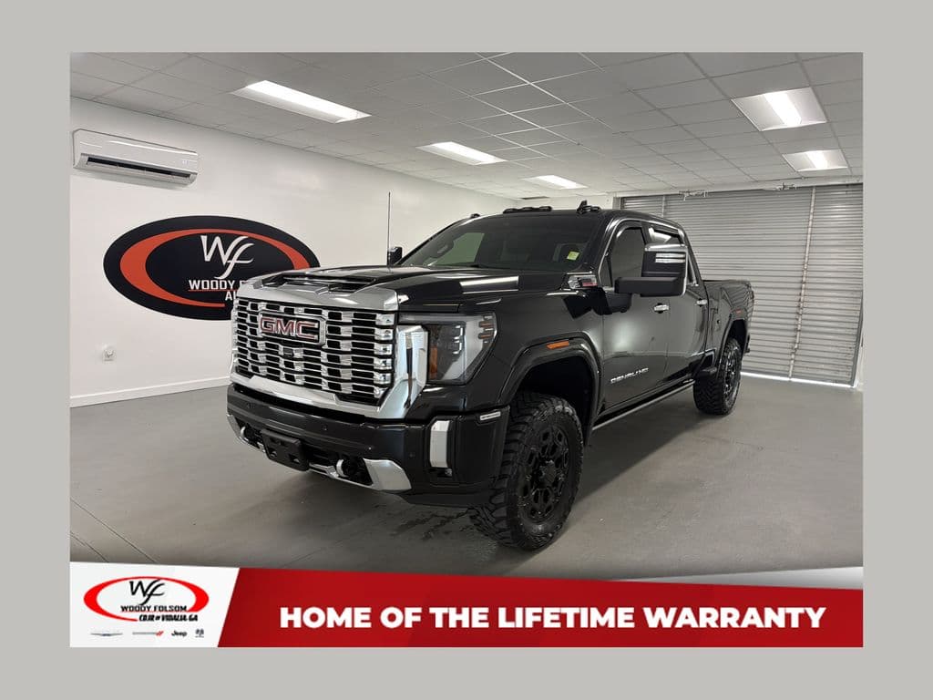 2024 GMC Sierra 2500HD Denali — photo 1 of 14