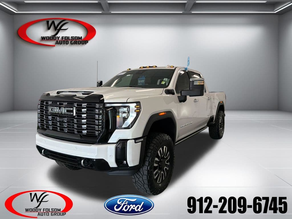 2025 GMC Sierra 2500HD Denali Ultimate — photo 1 of 22