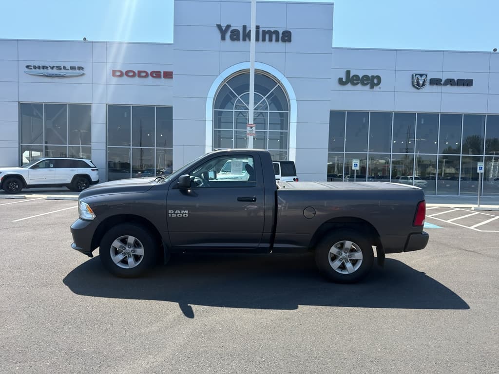 2017 RAM 1500 Express — photo 1 of 8