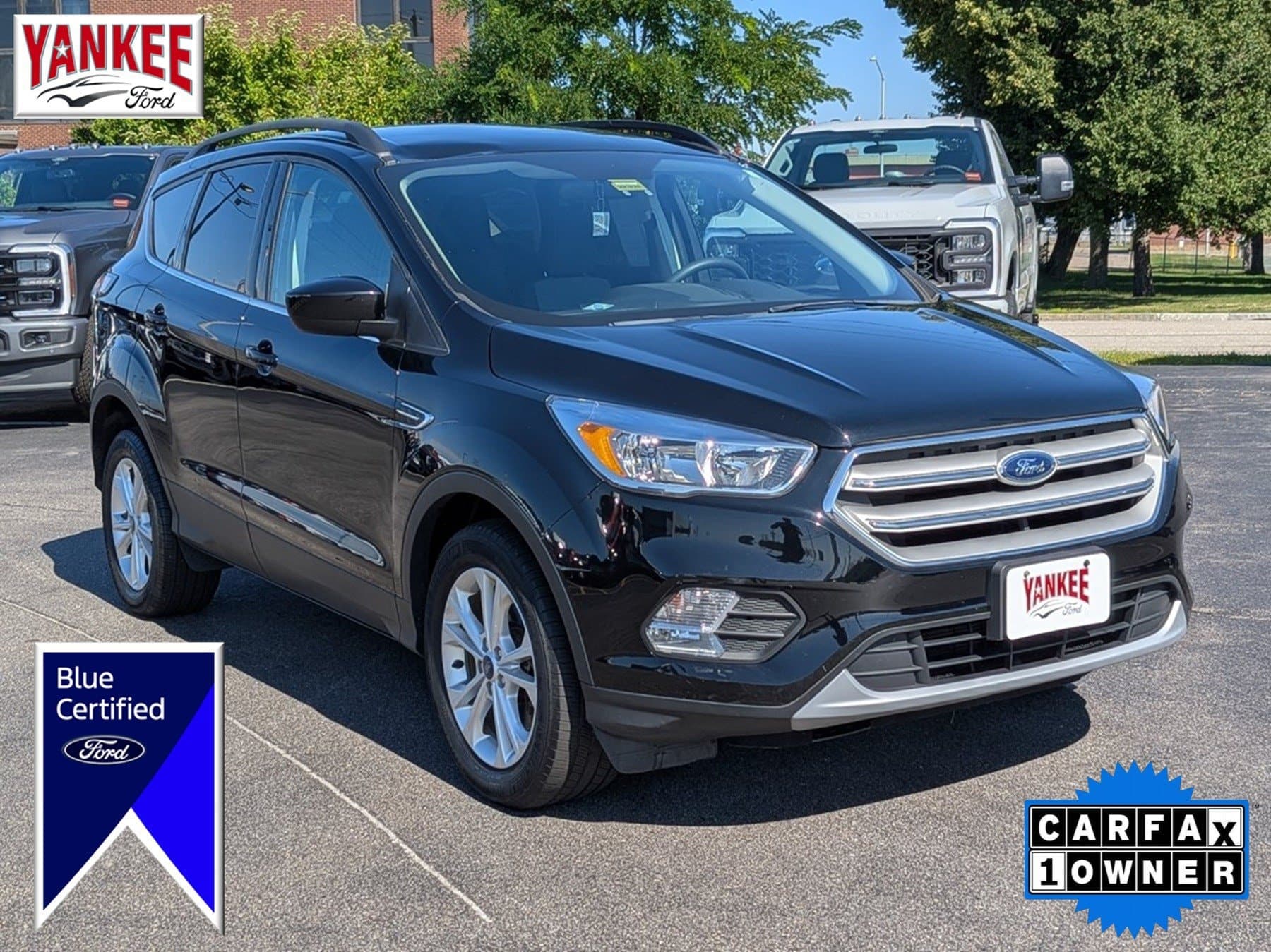 2018 Ford Escape SE — photo 1 of 32