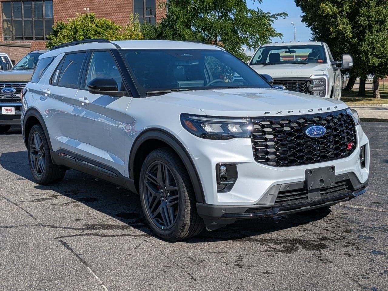 2026 Ford Explorer ST — photo 1 of 44