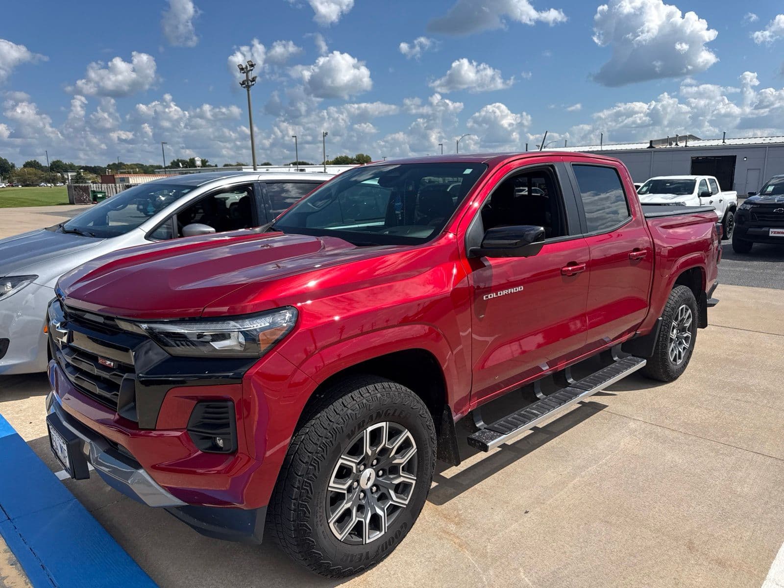 2024 Chevrolet Colorado Z71 — photo 1 of 7