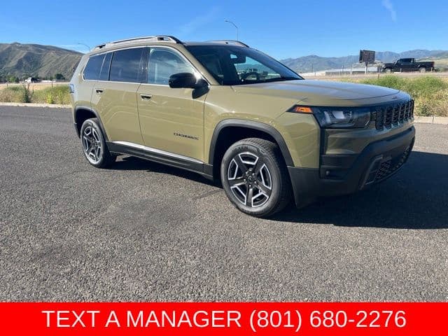 2026 Jeep Cherokee LAREDO 4X4 — photo 1 of 30