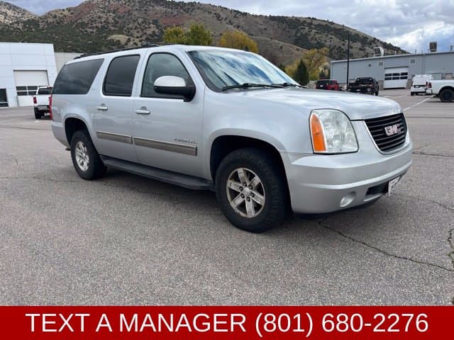 2013 GMC Yukon XL SLT — photo 1 of 21