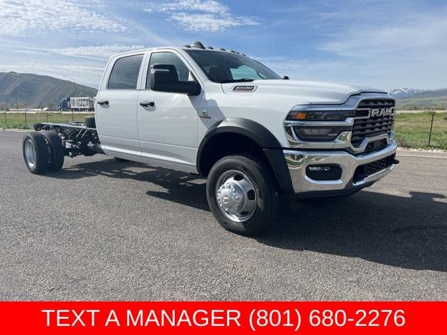 2026 RAM 5500 TRADESMAN CHASSIS CREW CAB 4X4 84' CA — photo 1 of 39