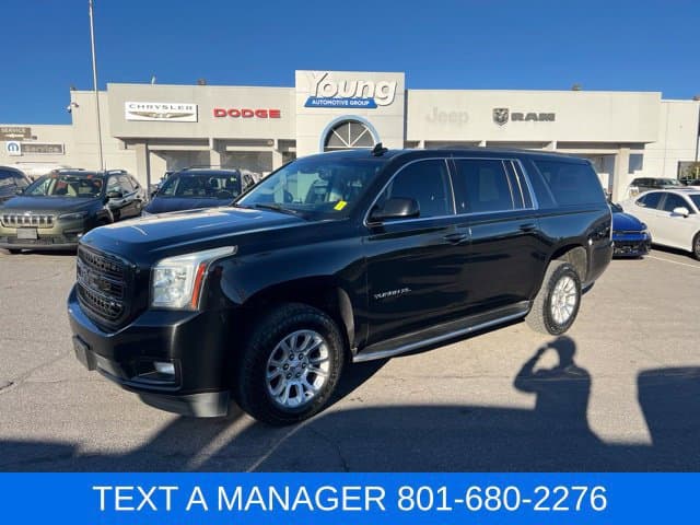 2020 GMC Yukon XL SLT — photo 1 of 40