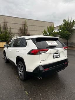 Extra Photo