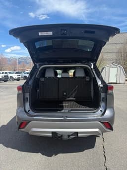Extra Photo